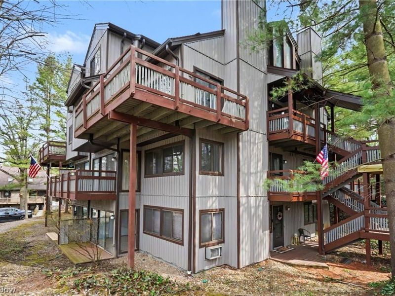 2197 Pinebrook Trail, Cuyahoga Falls, OH 44223 Photo 46