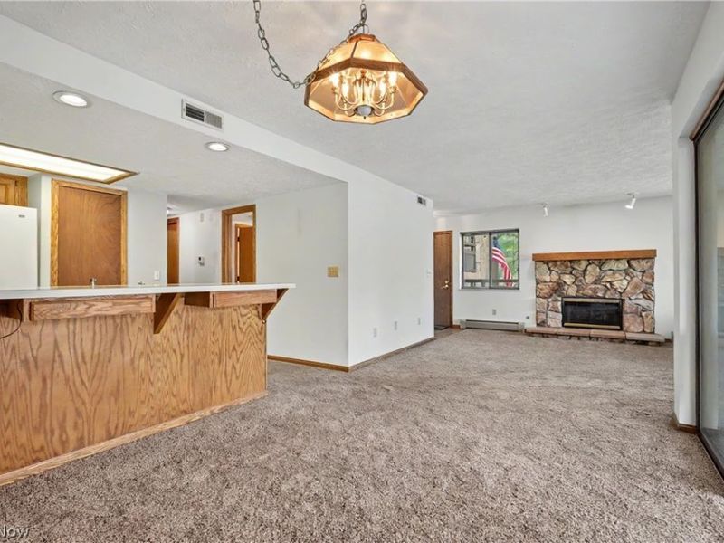 2197 Pinebrook Trail, Cuyahoga Falls, OH 44223 Photo 6