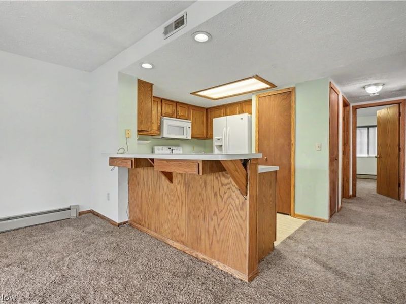 2197 Pinebrook Trail, Cuyahoga Falls, OH 44223 Photo 7