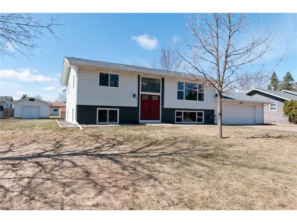 932 Yorkshire Avenue, Rice Lake, WI 54868