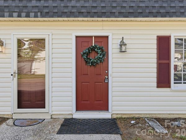 2220 Yorkhills Drive, Unit 2, Charlotte, NC 28217