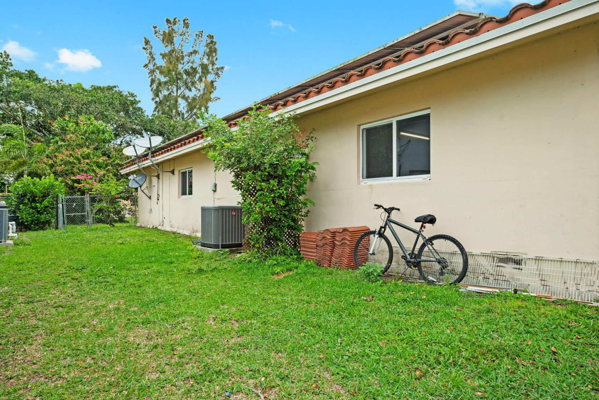 10805 NW 40th Street, Coral Springs, FL 33065 Photo