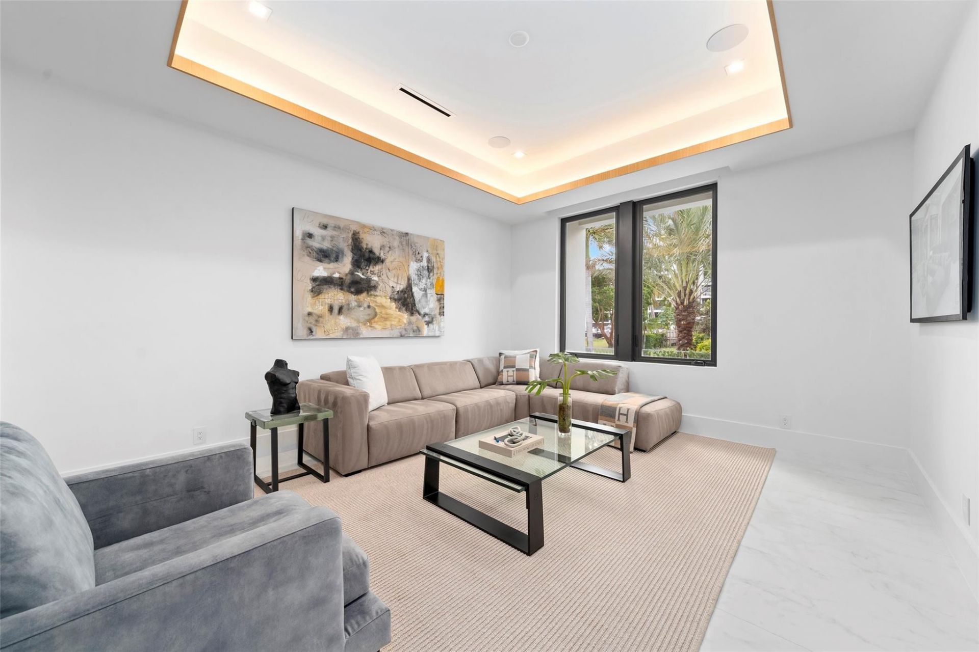 24 Fiesta Way, Fort Lauderdale, FL 33301 Photo