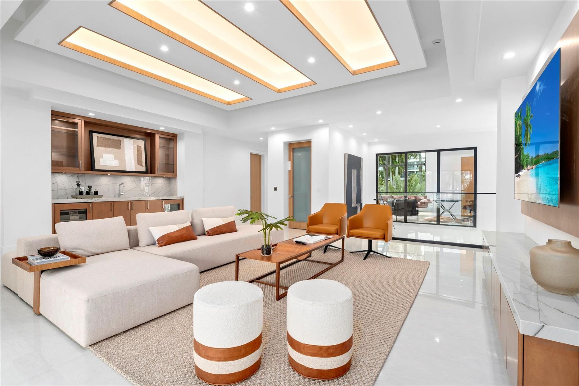 24 Fiesta Way, Fort Lauderdale, FL 33301 Photo