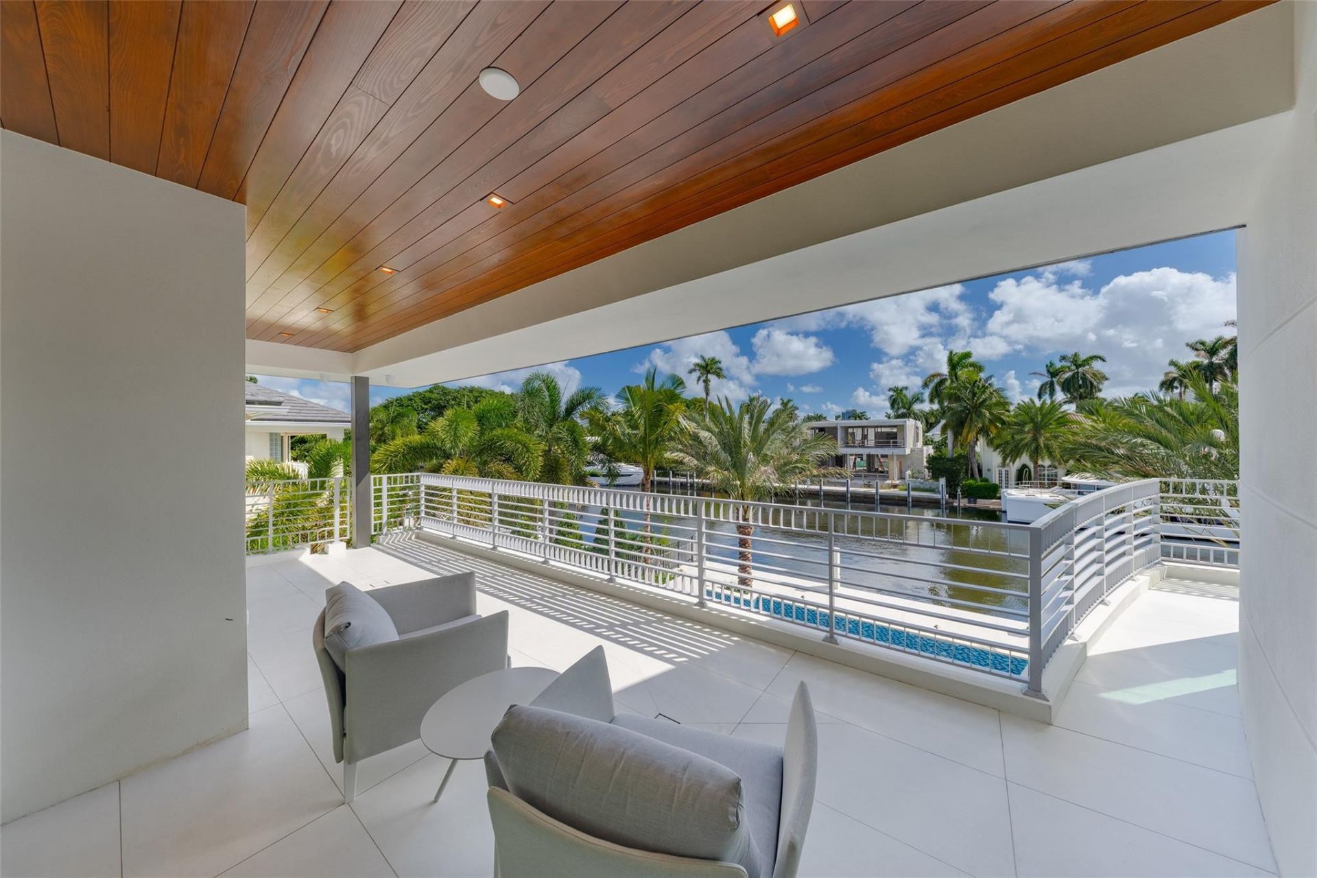 24 Fiesta Way, Fort Lauderdale, FL 33301 Photo