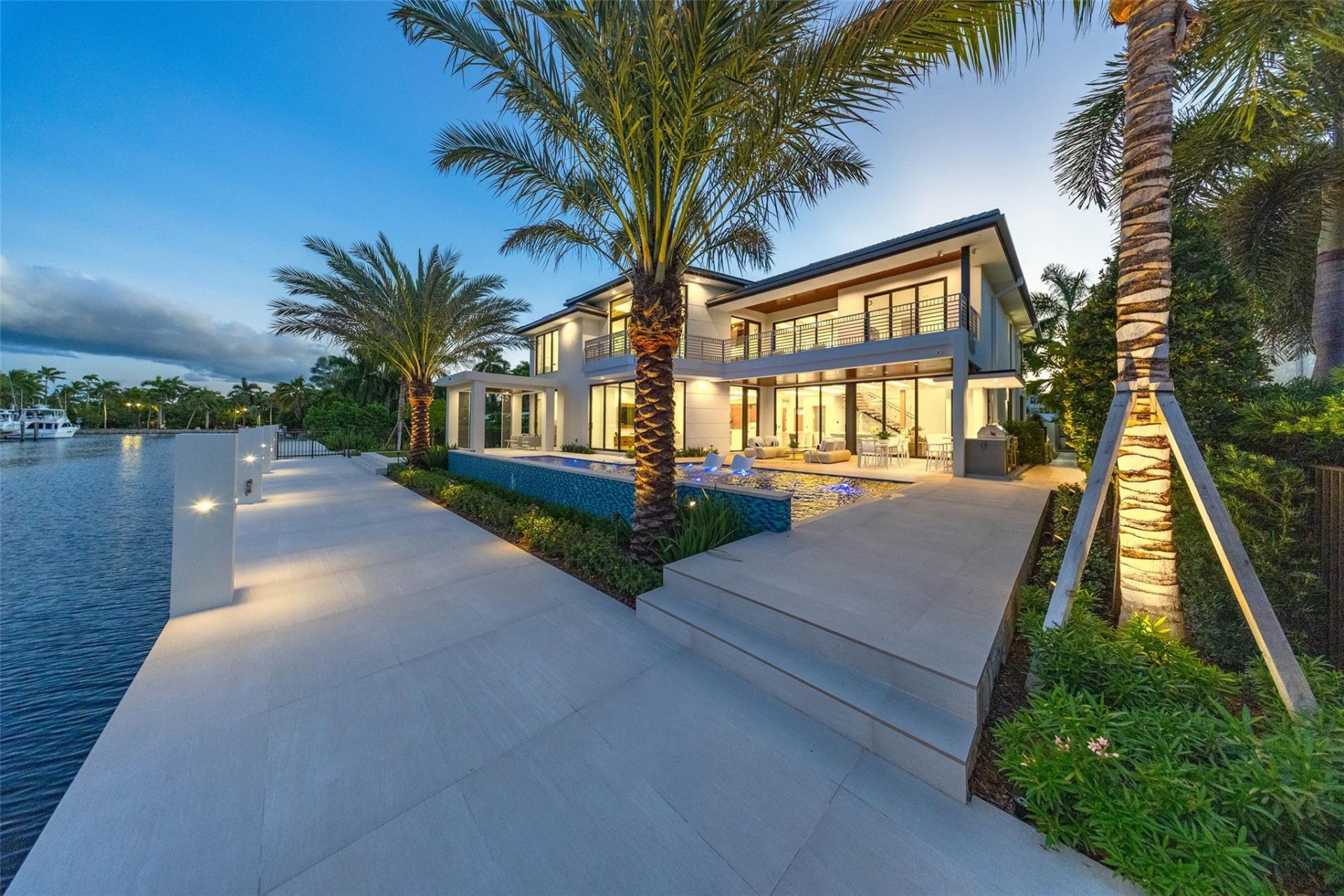 24 Fiesta Way, Fort Lauderdale, FL 33301 Photo