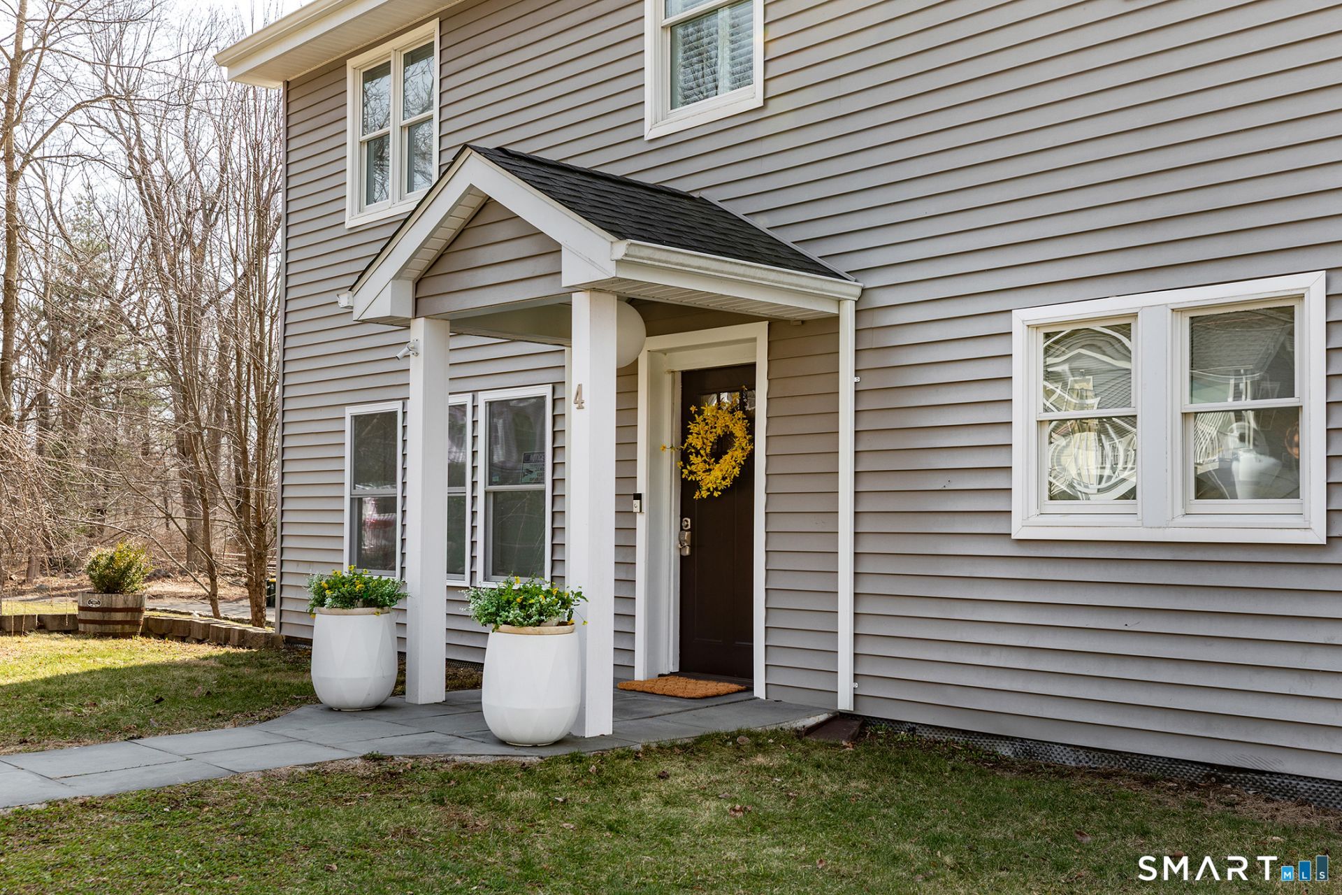 4 Darien, New Fairfield, CT 06812 Main Photo