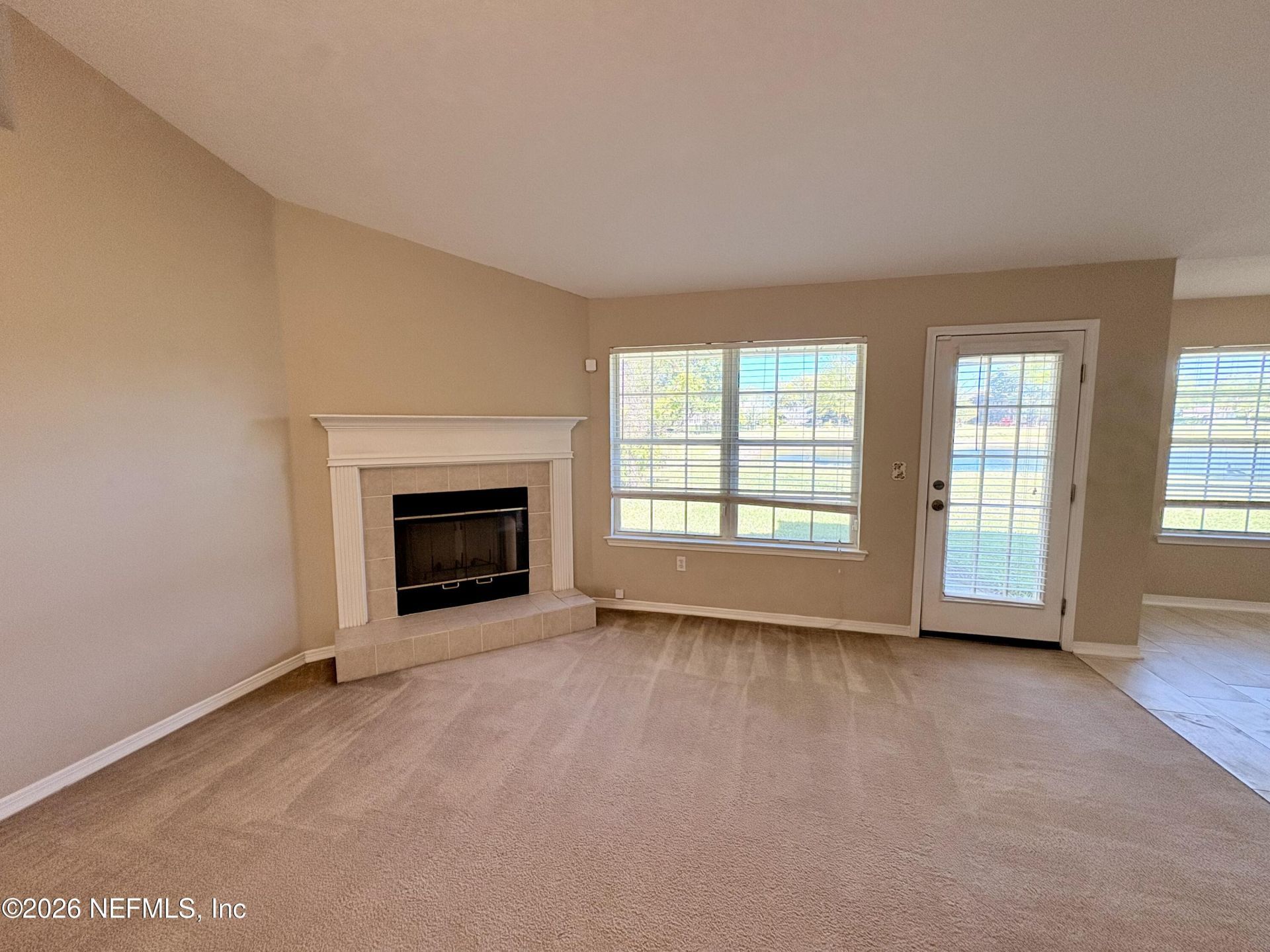 15677 Moss Hollow Drive, Jacksonville, FL 32218 Photo