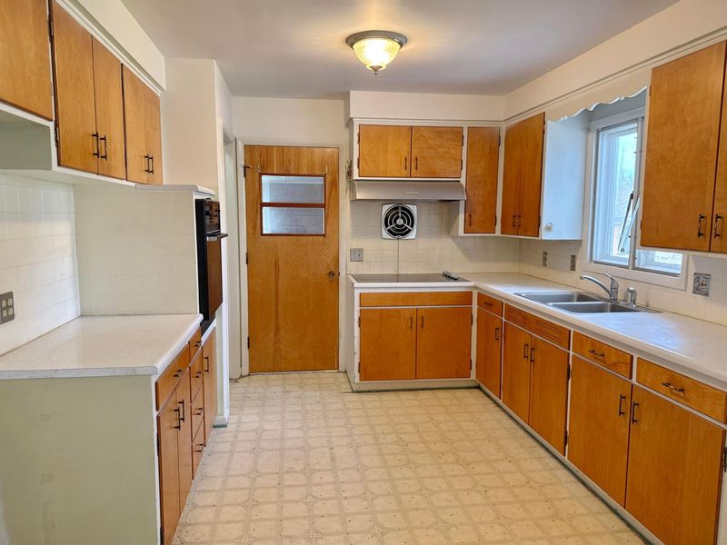 226 Malo Drive , Marion, OH 43302 Photo 6