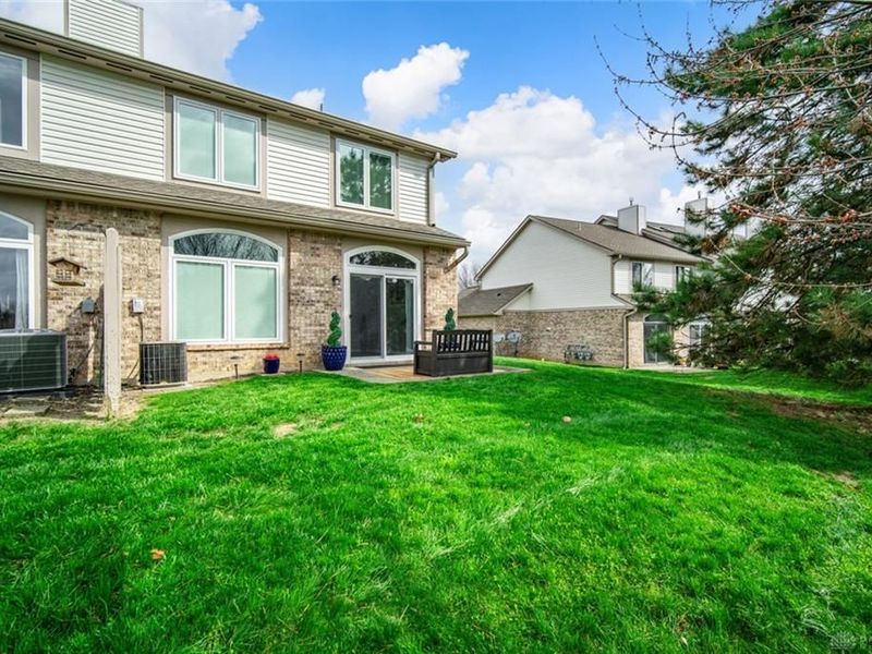 3571 Sequoia Drive, Beavercreek, OH 45431 Photo 5