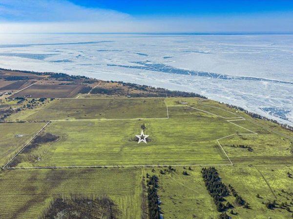 DEBROUX COURT, Sturgeon Bay, WI 54235