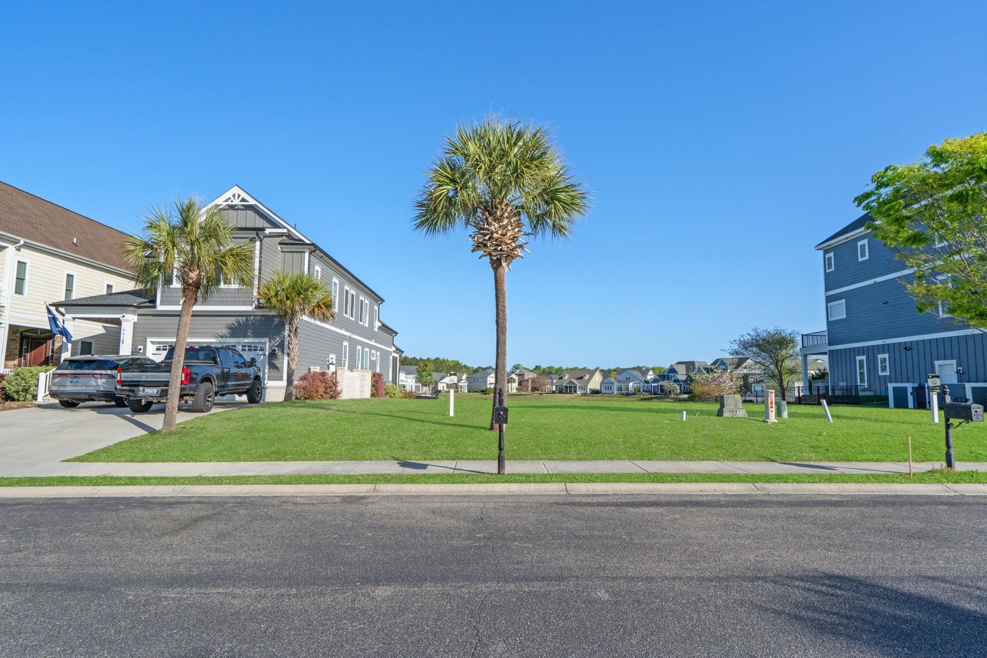 965 Crystal Water Way  Photo 11