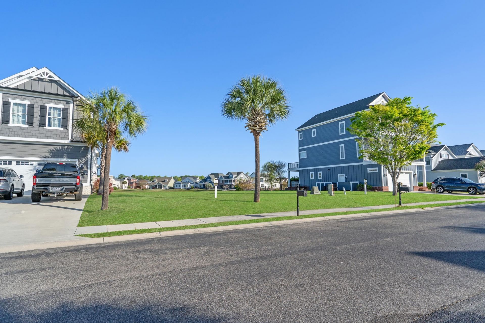 965 Crystal Water Way  Photo 29