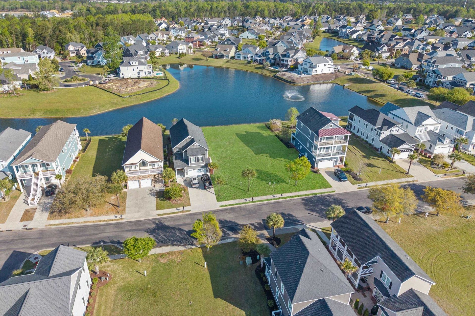 965 Crystal Water Way  Photo 8