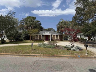 5709 Springs Ave. , Myrtle Beach, SC 29577