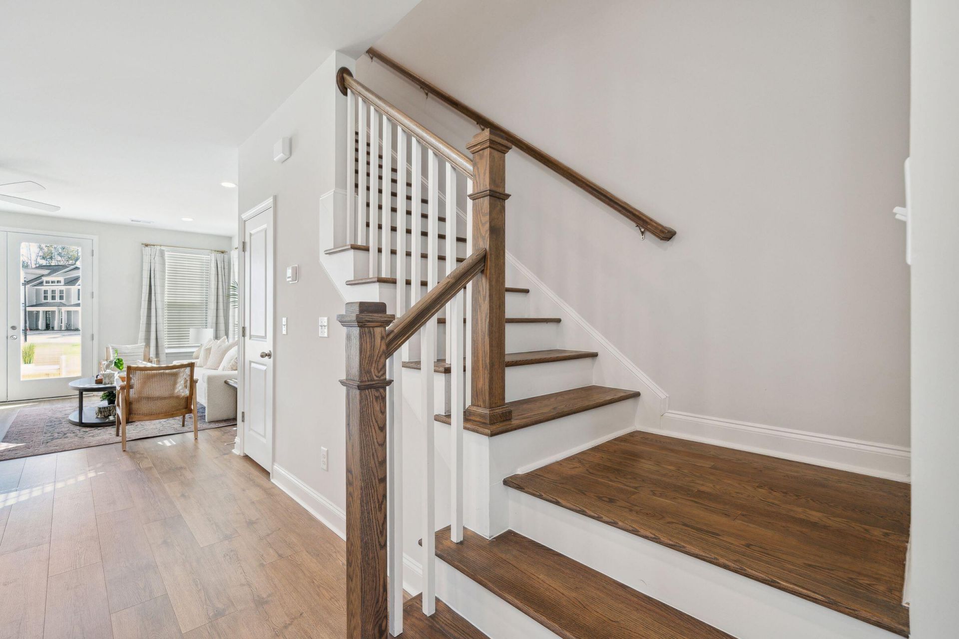 226 Harding Lane Photo 31