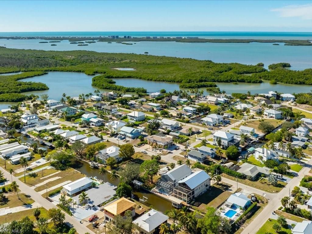 24526 Redfish St , Bonita Springs, FL 34134 Photo