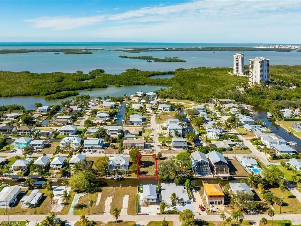 24526 Redfish St , Bonita Springs, FL 34134 Photo