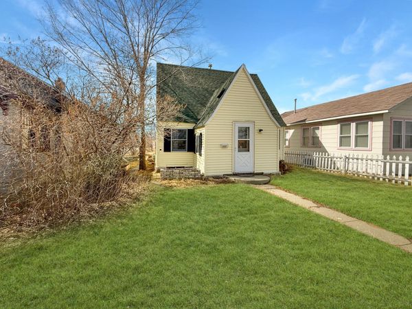 1517 Minnesota Avenue NW, Bemidji, MN 56601