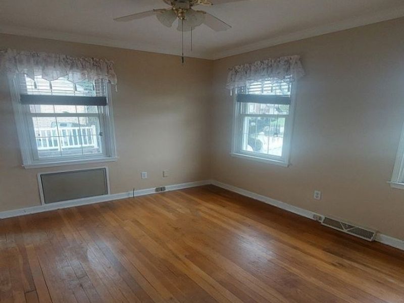 319 Westwood Drive, Steubenville, OH 43953 Photo 11