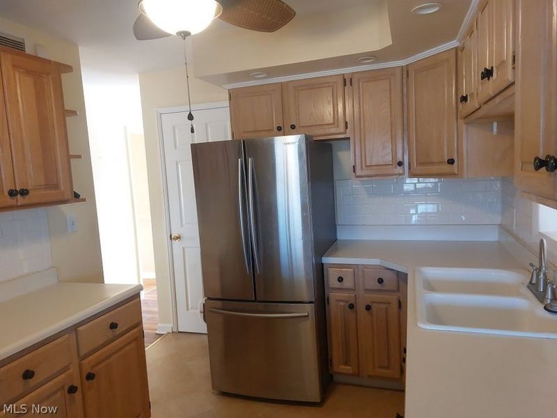 319 Westwood Drive, Steubenville, OH 43953 Photo 7