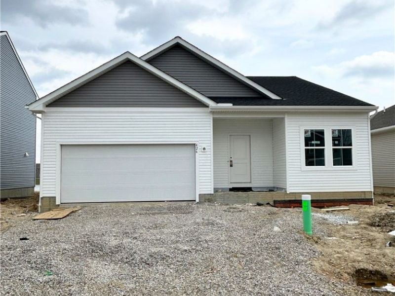 426 Pheasant Run, Elyria, OH 44035 Photo 1