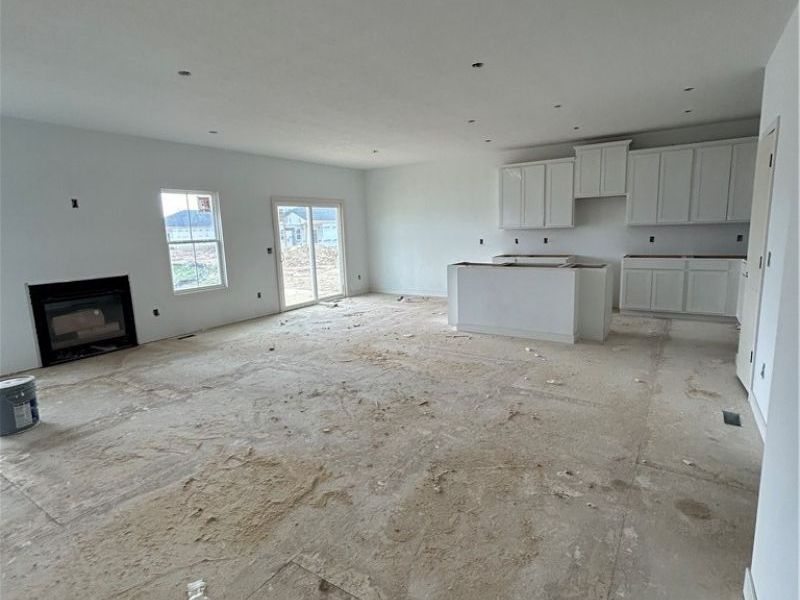 426 Pheasant Run, Elyria, OH 44035 Photo 2