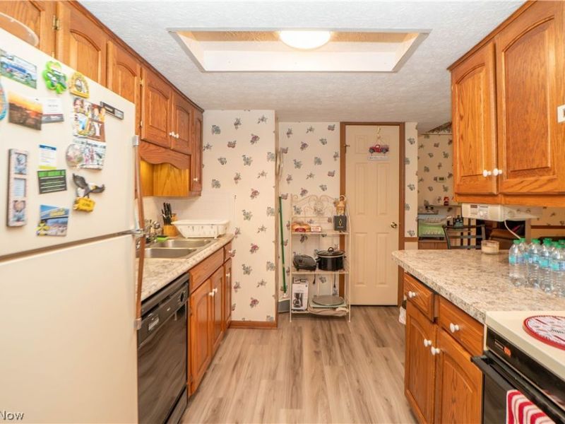 3070 Lancer Street NW, North Canton, OH 44720 Photo 12