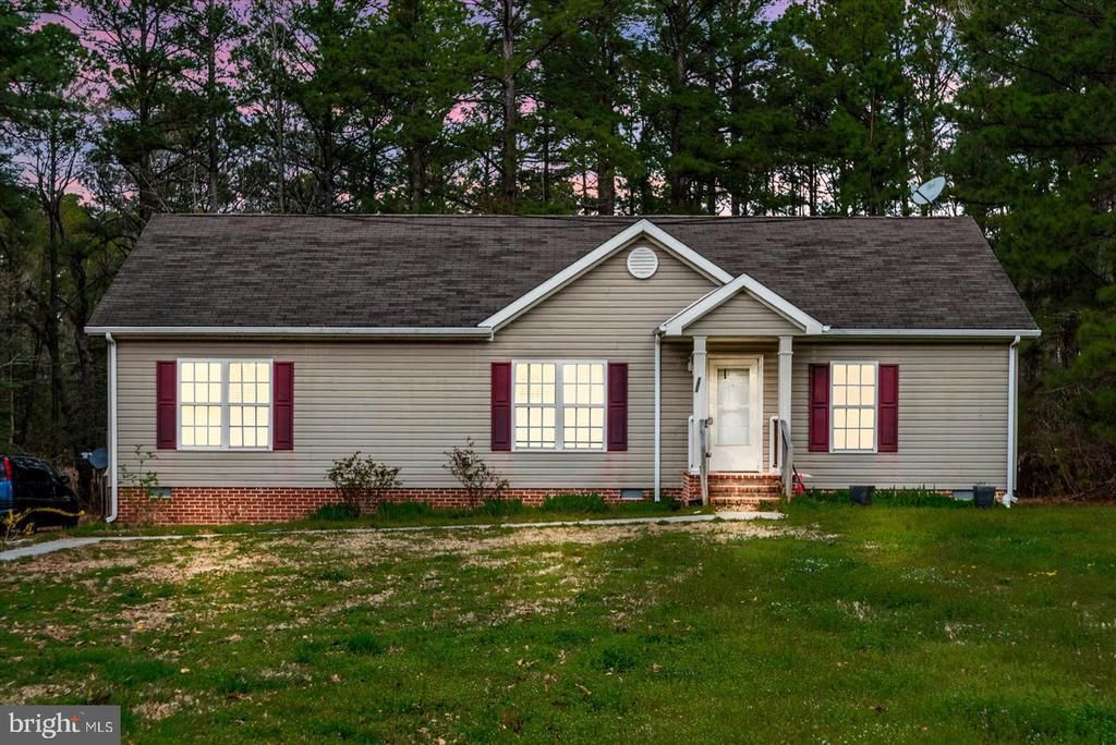 171 Sail Way, Montross, VA 22520 Main Photo