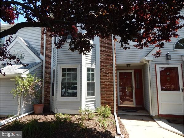 106 PINEWOOD DRIVE , HAMILTON, NJ 08690