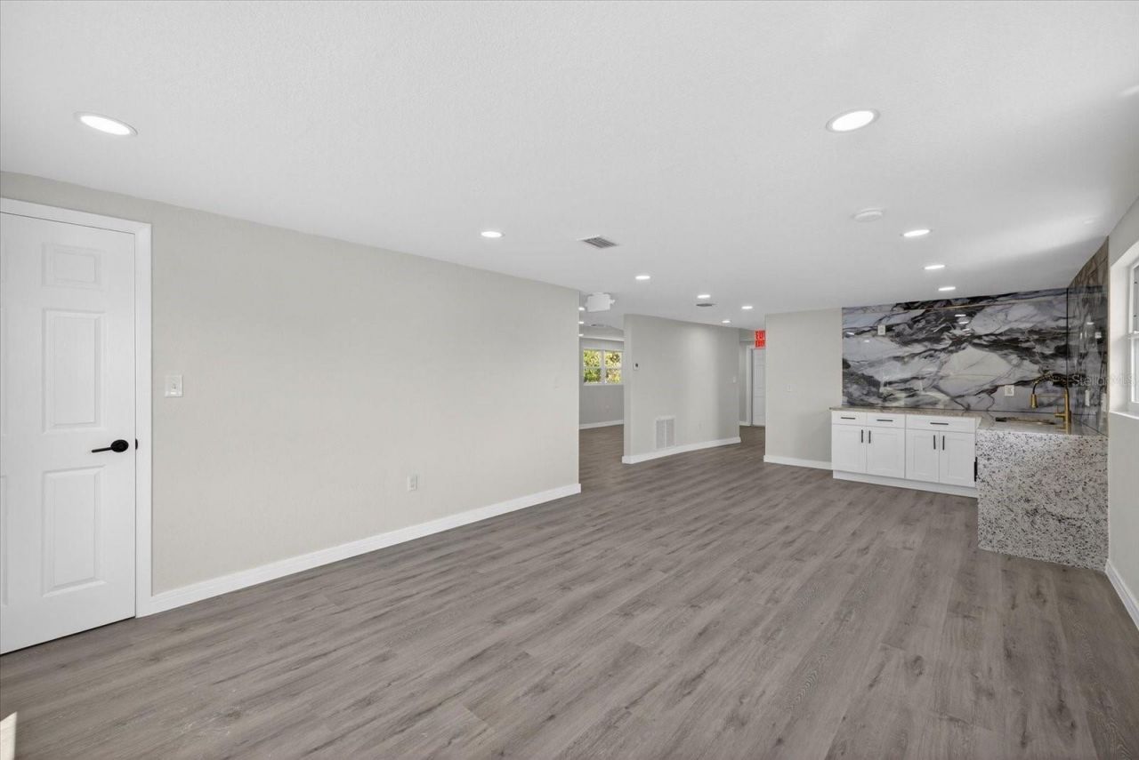 6334 Congress Street, New Port Richey, FL 34653 Photo