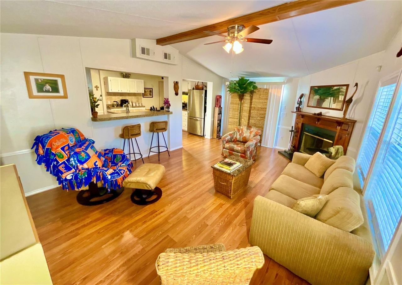 129 Crystal Lake Drive, Melrose, FL 32666 Photo