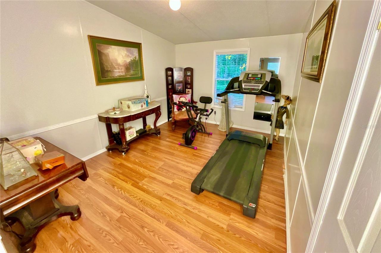 129 Crystal Lake Drive, Melrose, FL 32666 Photo
