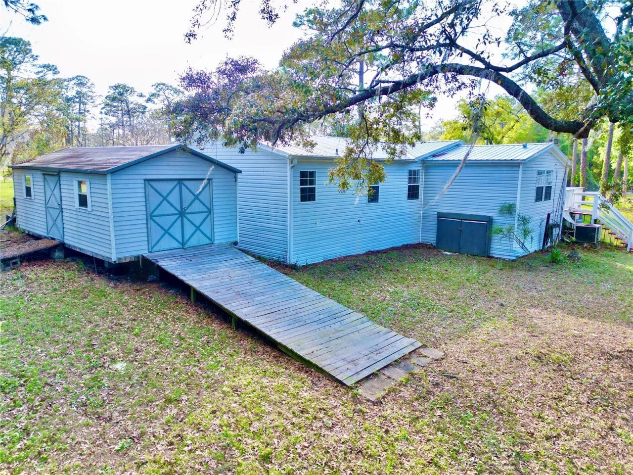 129 Crystal Lake Drive, Melrose, FL 32666 Photo