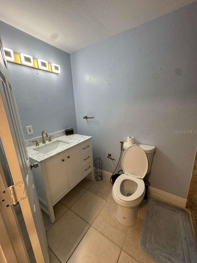 2593 38th Avenue N, Unit B, Saint Petersburg, FL 33713 Photo