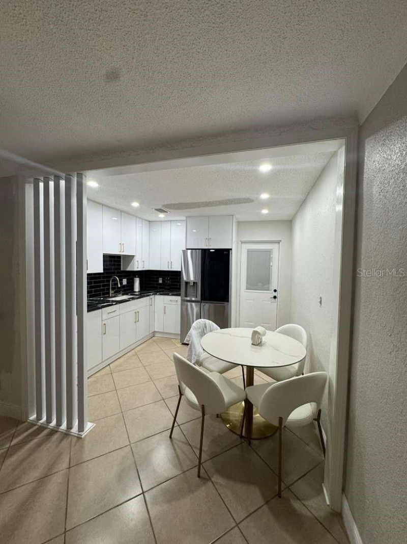 2593 38th Avenue N, Unit B, Saint Petersburg, FL 33713 Photo