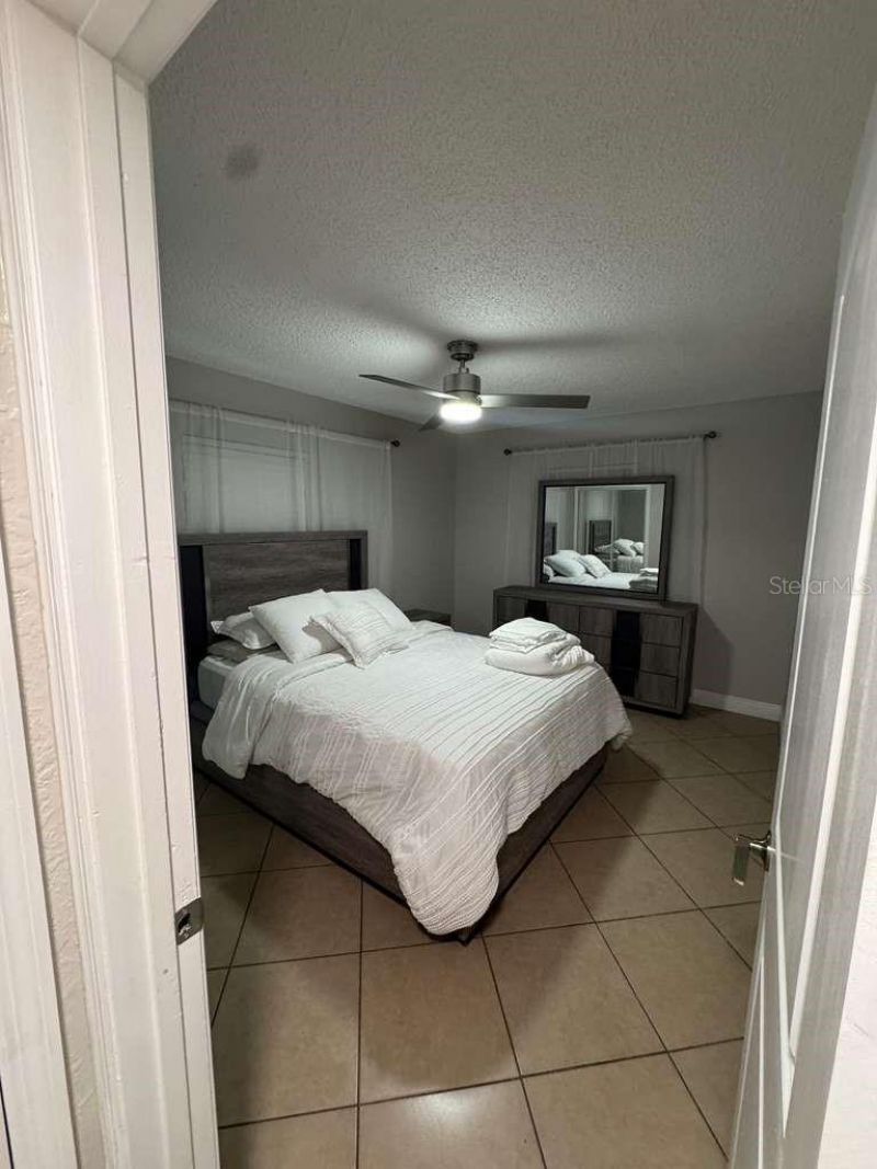 2593 38th Avenue N, Unit B, Saint Petersburg, FL 33713 Photo