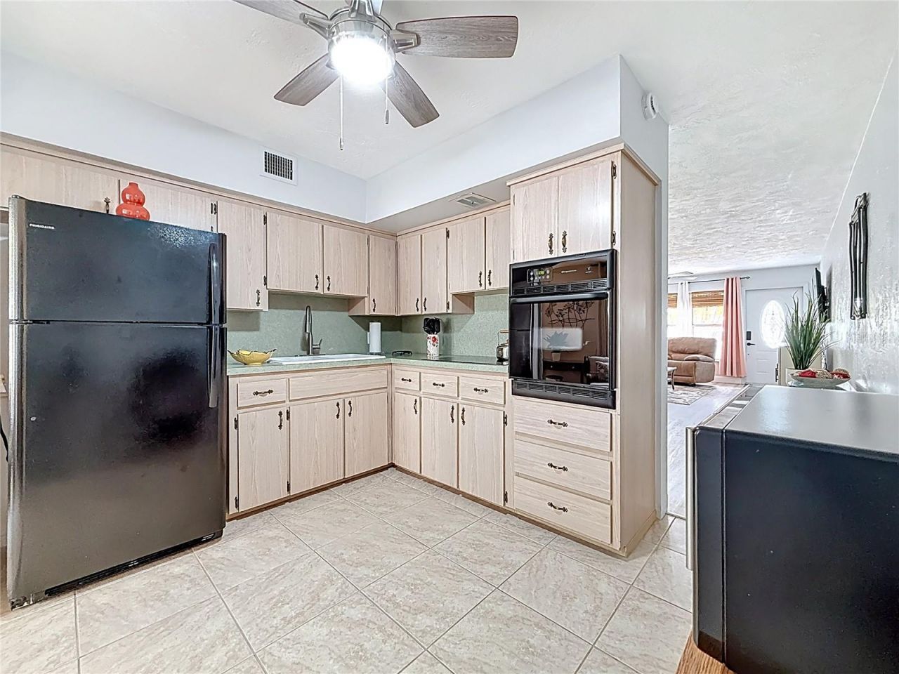 5861 42nd Terrace N, Unit 1610, Kenneth City, FL 33709 Photo