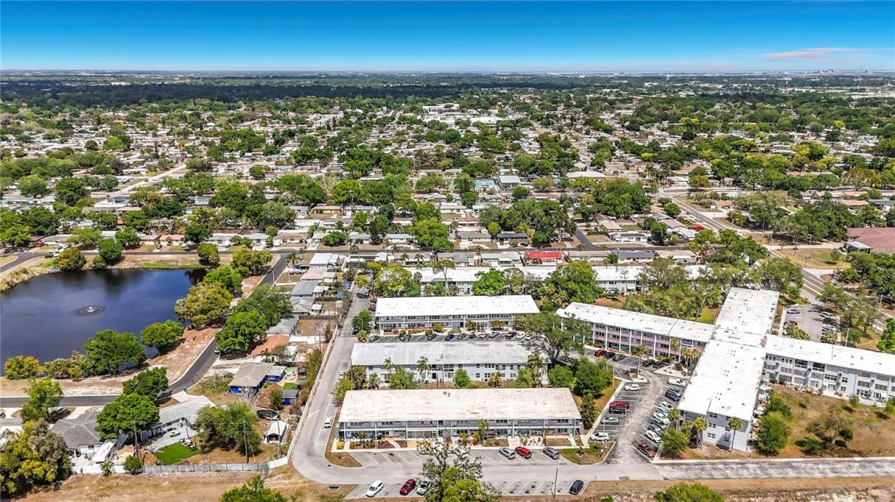 5861 42nd Terrace N, Unit 1610, Kenneth City, FL 33709 Photo