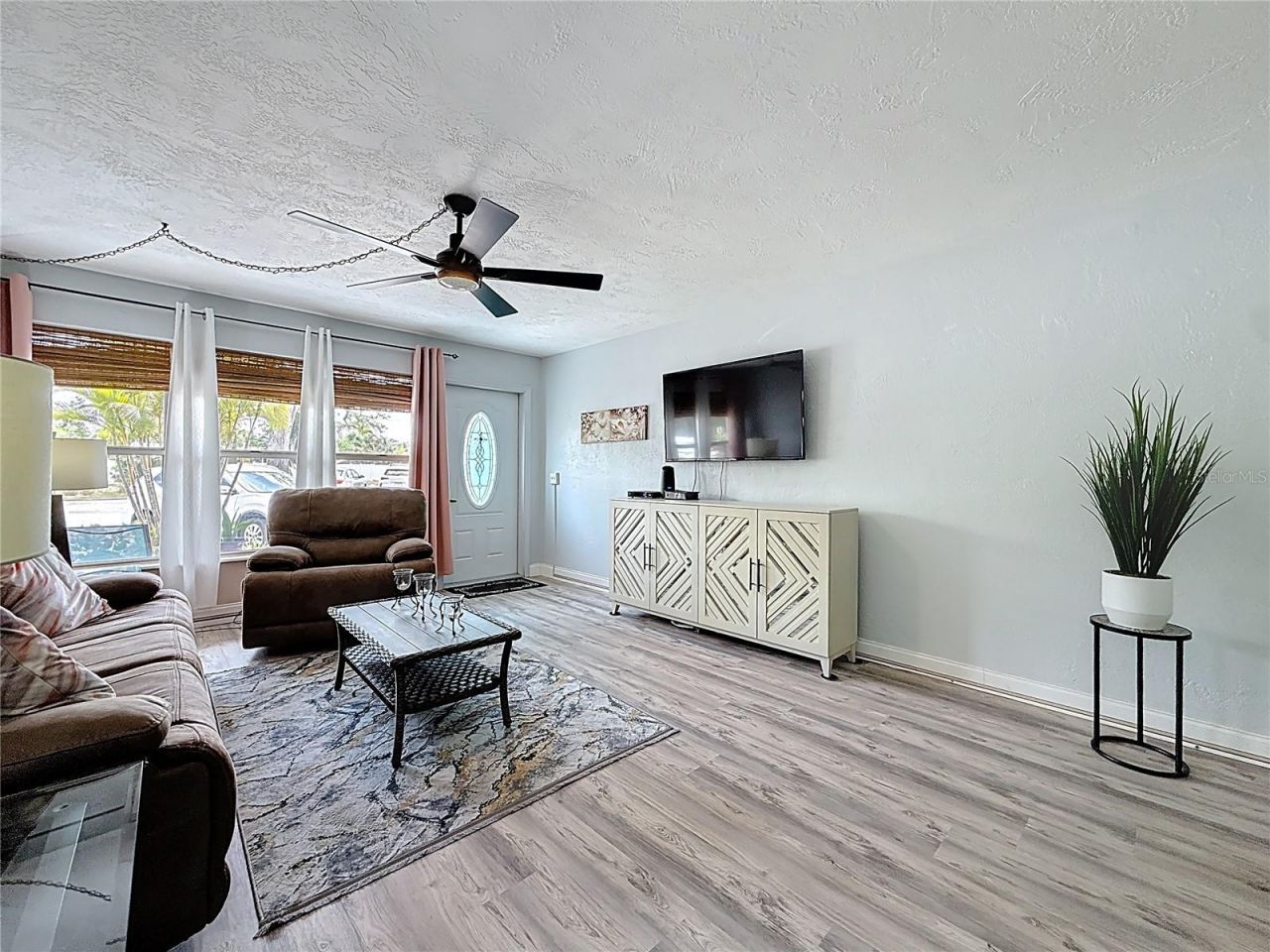 5861 42nd Terrace N, Unit 1610, Kenneth City, FL 33709 Photo