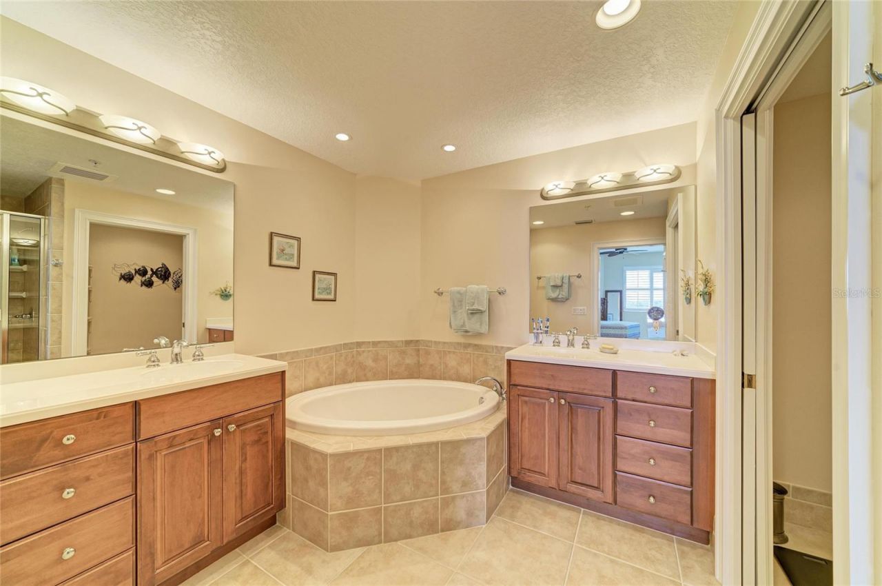 611 Riviera Dunes Way, Unit 403, Palmetto, FL 34221 Photo