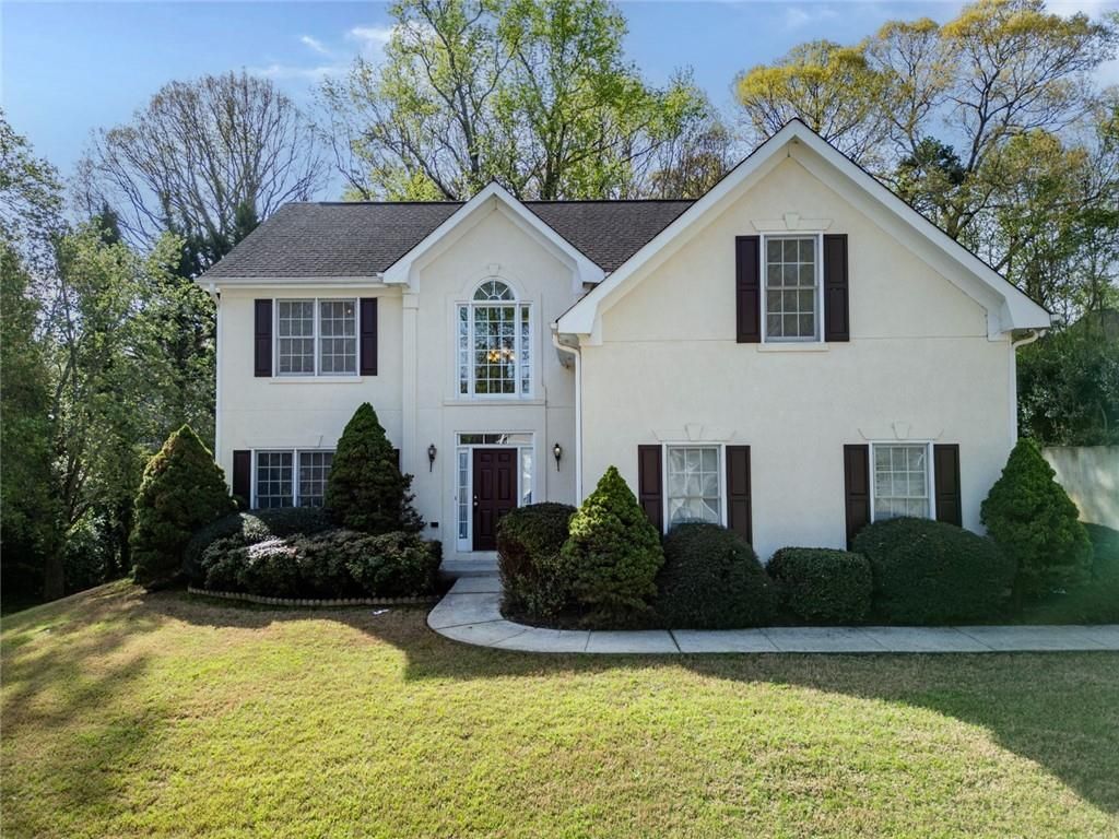 159 Roberts Road, Suwanee, GA 30024 Main Photo