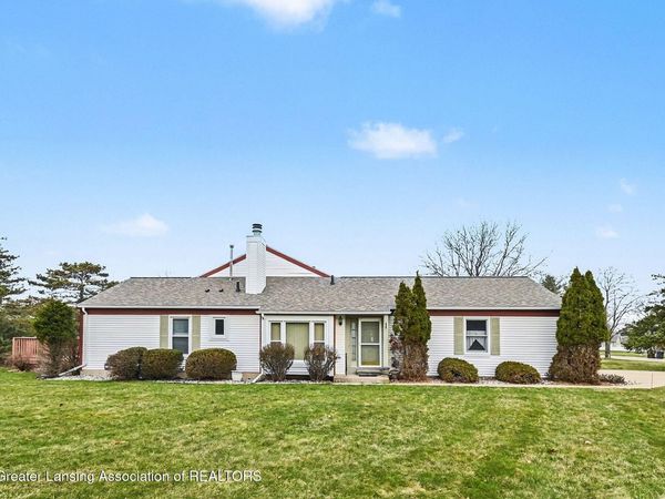 7315 Chellmar Drive, Lansing, MI 48917