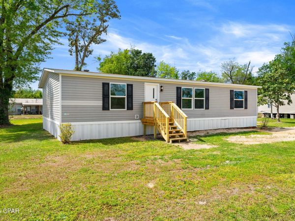 1532 Nassau Street , Southport, FL 32409