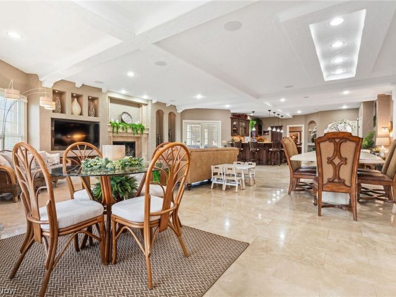 1311 Chantilly Circle NE, Canton, OH 44721 Photo 12