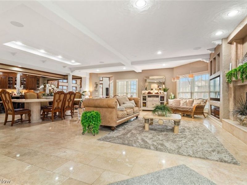 1311 Chantilly Circle NE, Canton, OH 44721 Photo 13