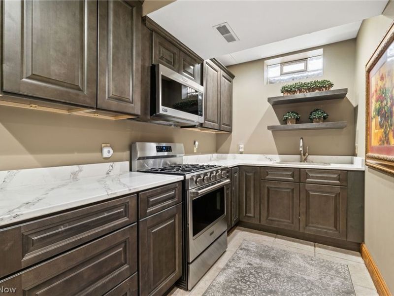 1311 Chantilly Circle NE, Canton, OH 44721 Photo 39