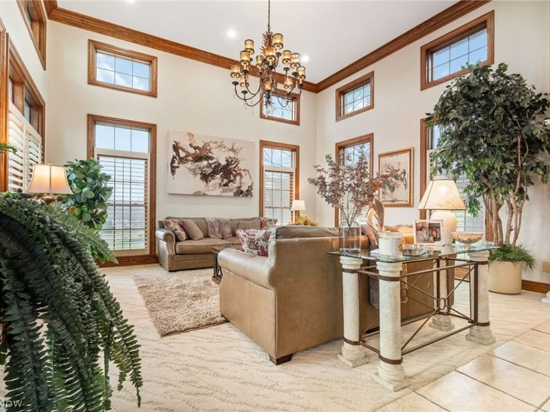 1311 Chantilly Circle NE, Canton, OH 44721 Photo 9