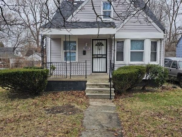 9994 Vaughan Street, Detroit, MI 48228