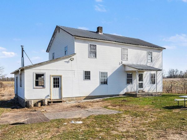 6330 195th Avenue, Stanwood, MI 49346